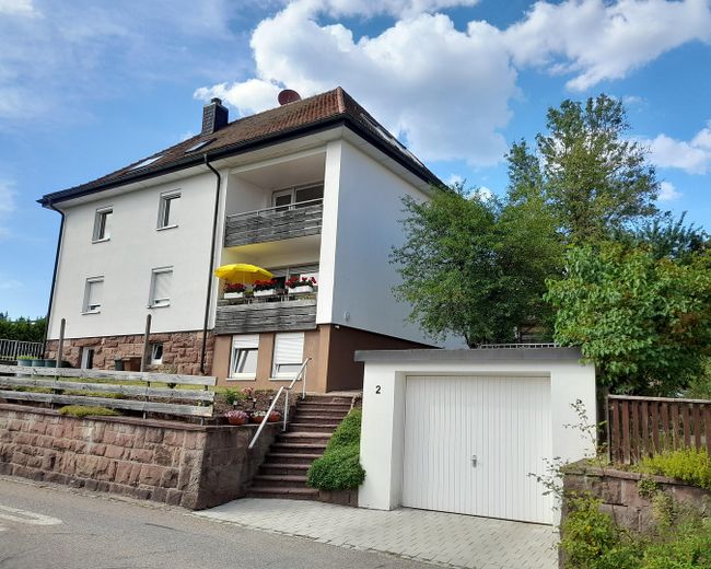 2 ½ Familienhaus in zentraler, ruhiger Süd- und Aussichtslage in St. Georgen/Schwarzwald – Süd-Ostseite