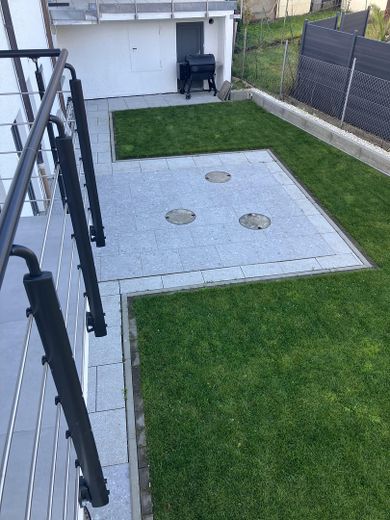 Zweitbezug nach Kernsanierung. Moderne & zentral gelegene 6-Zimmer Wohnung mit EBK – Gemeinschaftsgarten