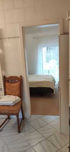 Badezimmer + Gästezimmer