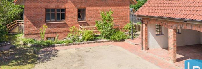 Einfamilienhaus mit ELW und großem Garten – viel Raum für Ihre Wohnideen