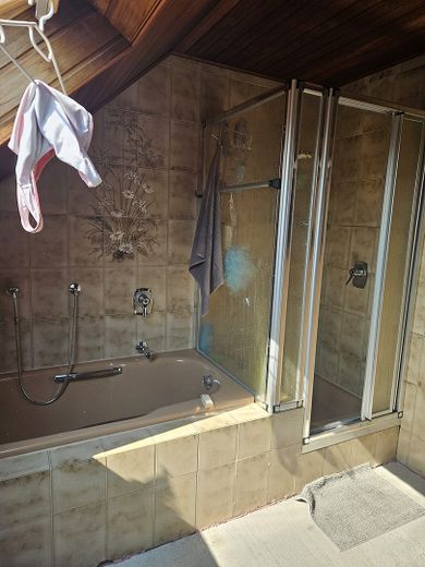 2 großzügige Wohnhäuser auf 2000m² Grundstück mitten im Pfälzer Wald – Foto 12