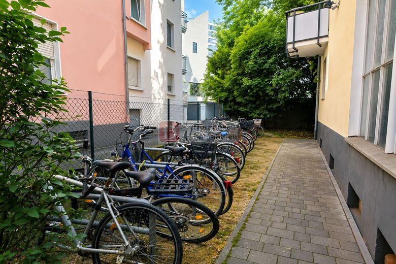 Top!! 1,5-Zimmer-Wohnung nahe der Alten Oper – Fahrradabstellbereich