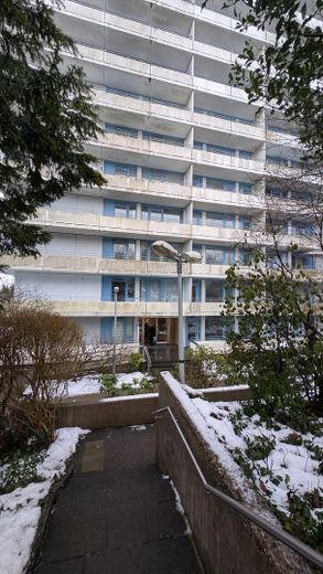 Lichtdurchflutete große Eigentumswohnung Wuppertal Elberfeld/Uellendahl mit Traum-Ausblick – Hausansicht Eingang Nordseite