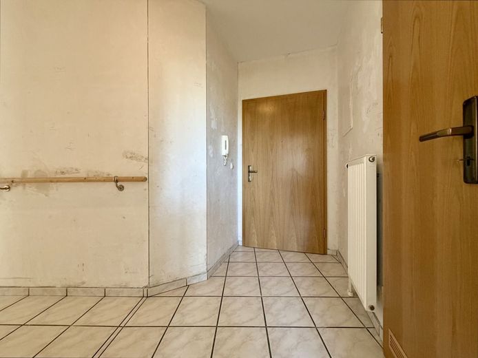 Fröndenberg-Ardey: Taghelle Eigentumswohnung mit praktischem Schnitt, zwei Balkonen und Stellplatz! – Diele/Eingangsbereich