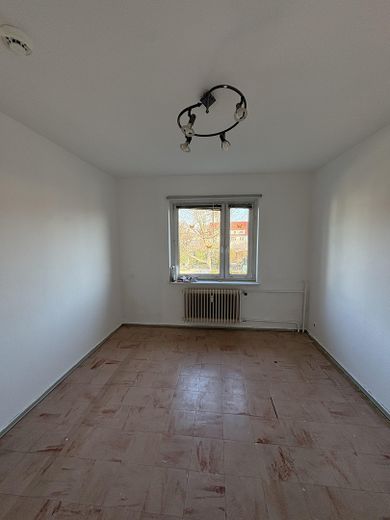 Ruhige 2-Zi.-Wohnung mit Balkon und Garten in Lichterfelde – sanierungsbedürftig – Zimmer 2