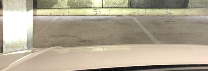 Tiefgaragenstellplatz
