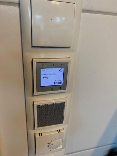 Bad Radio in Schalterleiste