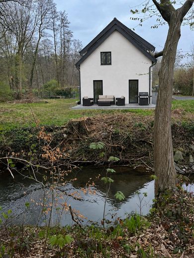 Odenthal ihr Haus am Bach nach KFW 55 EE Standard inkl WP Klima Solar und Wallbox – Foto 11