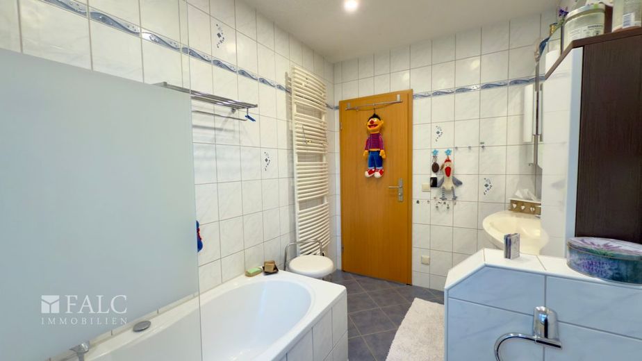 Ein zu Hause, das mitwächst-ideal für große Familien * Nähe Erfurt – Bad -EG Wohnung