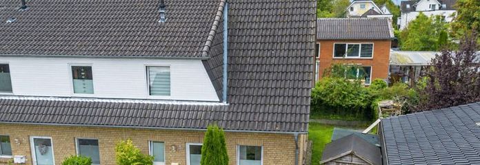 Familienfreundliches Reihenendhaus mit Garten und Fußbodenheizung in zentraler Lage