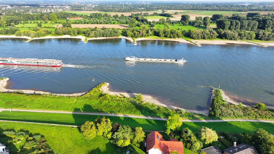 200m zum Rhein