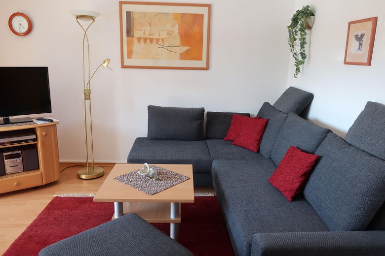 Wohnzimmer mit Sitzgarnitur