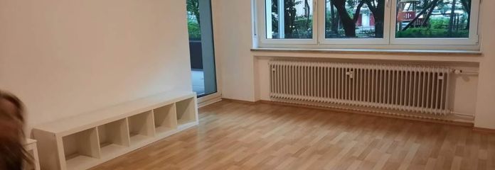 Mieszkanie 3-pokojowe z kuchnią, łazienką i bardzo dużym balkonem od strony zachodniej, bezpośrednio od właściciela