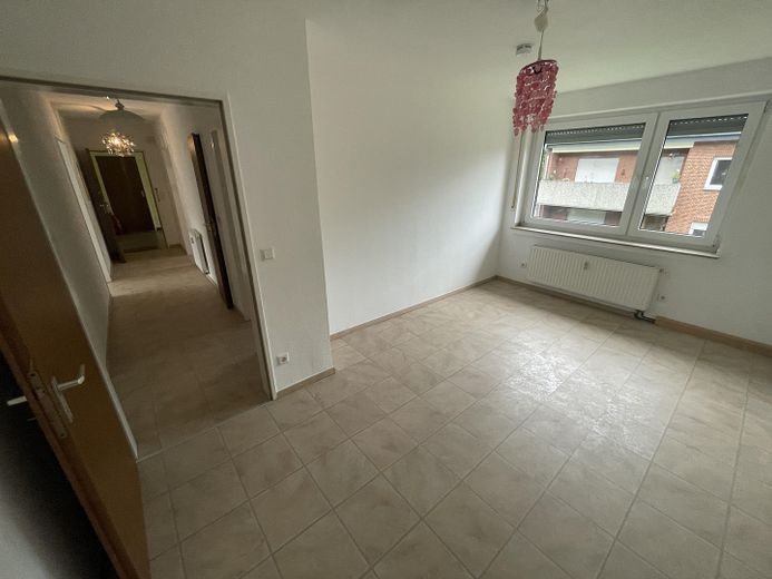 Appartamento di 3 locali con balcone in posizione tranquilla – Kinderzimmer