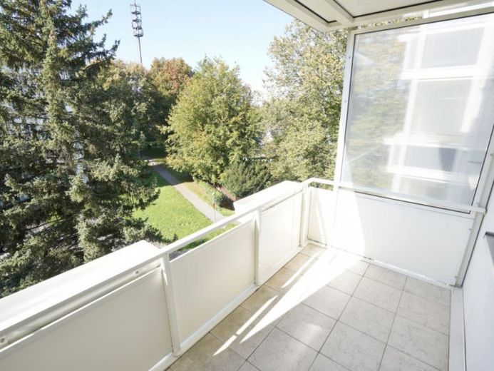 Balcone / Posizione tranquilla / Vasca da bagno – Foto 1