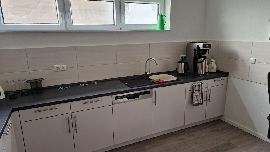 2-Zimmer Apartment im Betreuten Wohnen mit Fahrstuhl, Pflegedienst und Balkon – Фотографія 13