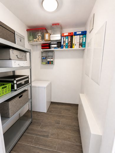 Modern 122 m² ground-floor apartment suitable for people with mobility impairments, with 250m² garden in Ludwigshafen-Melm – Abstellkammer