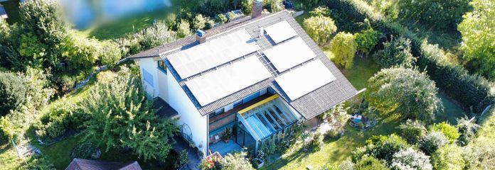 Freistehendes Einfamilienhaus in ruhiger Südhanglage mit weitem Blick über das Vilstal – Aussenansicht