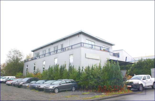 ***Halle mit Büro und Penthousewohnung zu verkaufen*** – Ansichtneu