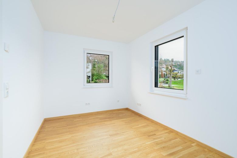 Kinderzimmer / Gast / Büro 1