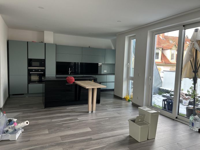 Einbauküche mit Insel