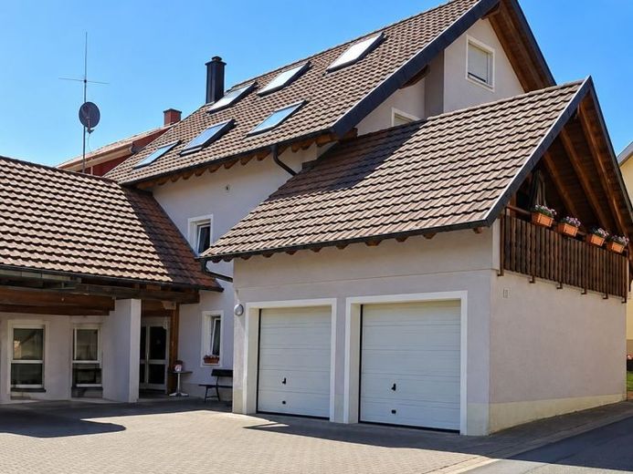 Rented today. Valuable tomorrow. Apartment building in Leiselheim – Photo 1