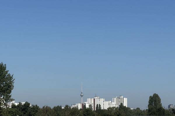 Берлин от собственника / Светлая 3-комнатная квартира с террасой на крыше — Берлин-Баумшуленвег
