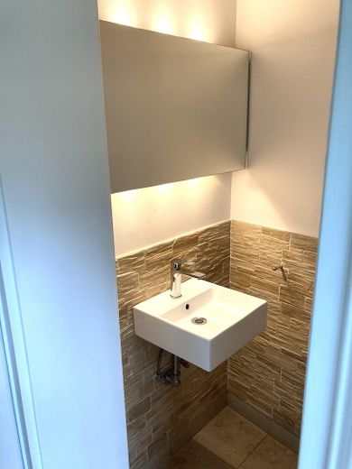 Große Altbau-Villa in Augsburg Göggingen - Exklusives Haus mit Garten – Gäste-WC im EG