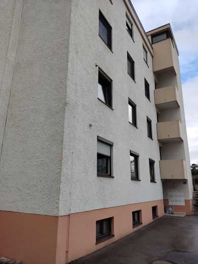 Zentrale 3-Zimmer-Wohnung, direkt neben Krankenhaus und Gymnasium – الصورة 11