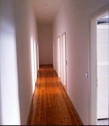 Altbauwohnung in Berlin-Mitte – Korridor