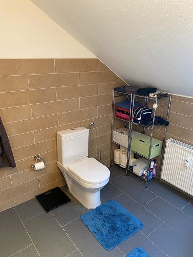 Attraktive 3-Zimmerwohnung mit besonderem Grundriss, modernisiertem Wohnkomfort und eigener Garage – Foto 19