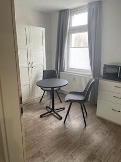 Wohn- Schlafzimmer 1