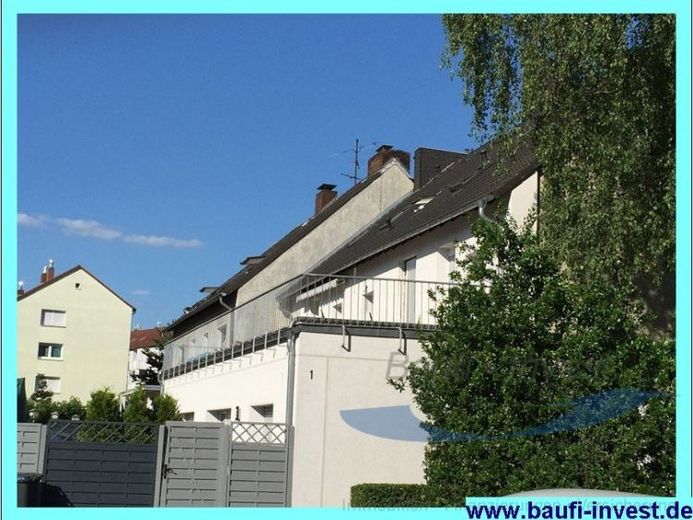 + + + HÜBSCHE, 2-ZIMMER-SINGLE Wohnung mit neuem WANNENBAD + + + – Foto 1