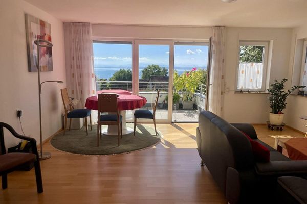 No commission! Bright residential gem – 3.5 rooms in Immenstaad – lake & mountain views – Energy class A