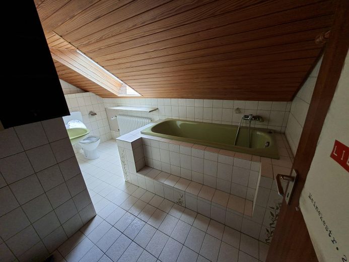 DHH Königsbrunn – Bad 2.OG