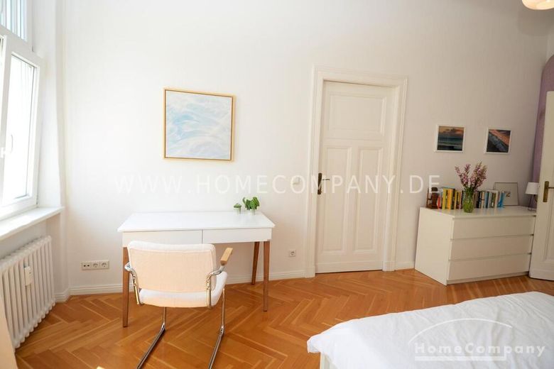 Велика 2-кімнатна квартира в Шарлоттенбурзі, мебльована – 9e84d0fba5b3ad735c3b10115f9ed6ef2d9102db.jpg