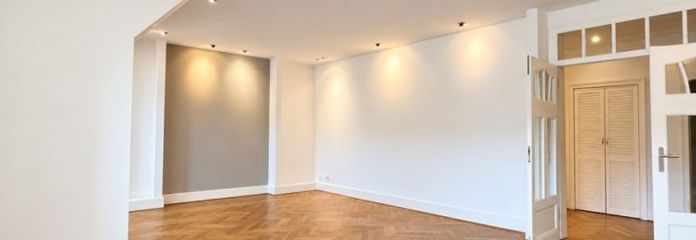 Appartement ancien classé monument historique au 4e étage à Düsseldorf-Düsselthal