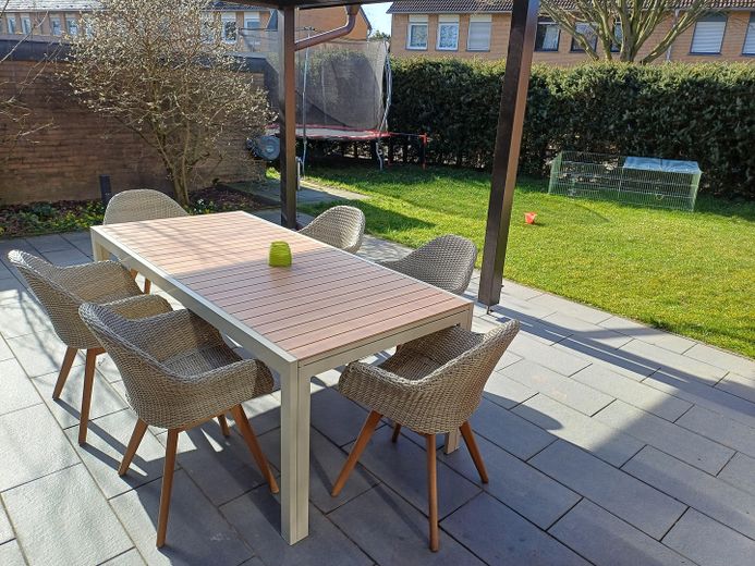 überdachte Terrasse