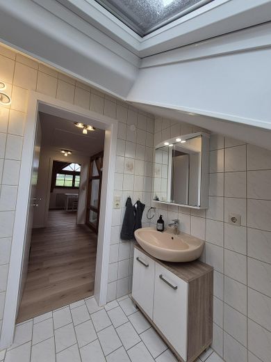 Außergewöhnliches Mehrfamilienhaus mit Aussicht und Ausblick – Bad DG