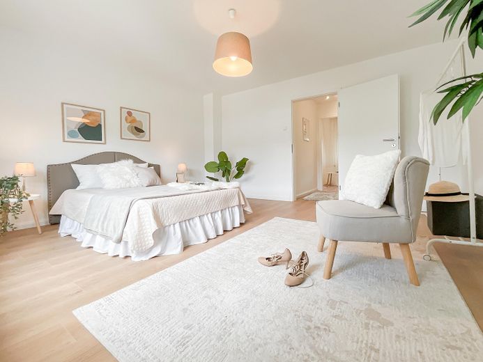 Familienfreundliches Wohnen mit Garten, Terrasse und viel Platz – Foto 6