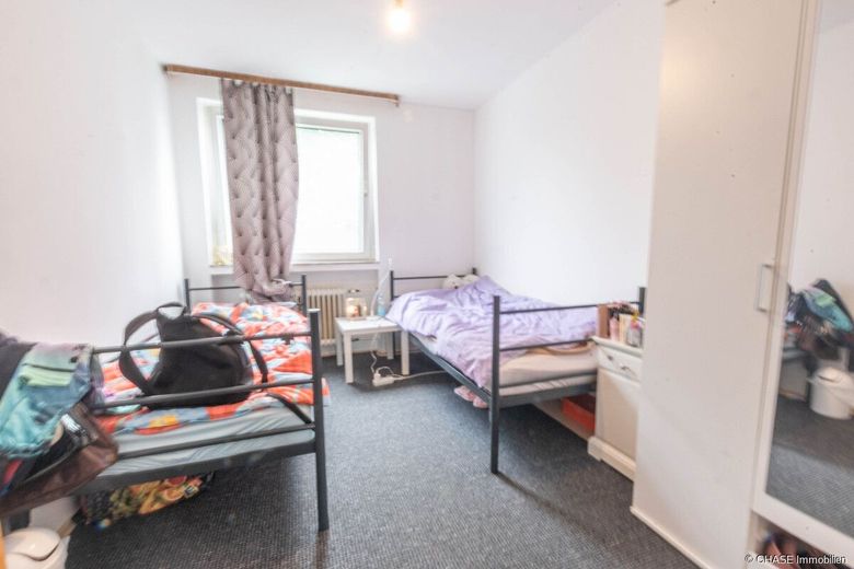 Helle 5-Zimmer-Eigentumswohnung im 1. OG - Wohnen oder Vermieten in Hameln/Hastenbeck! – Kinderzimmer 1