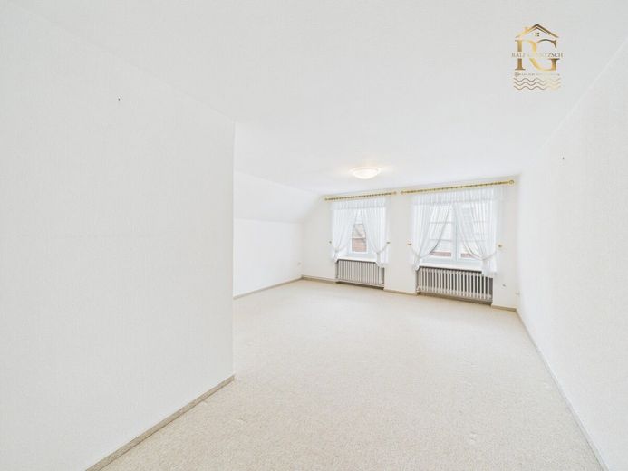 Schlafzimmer 4