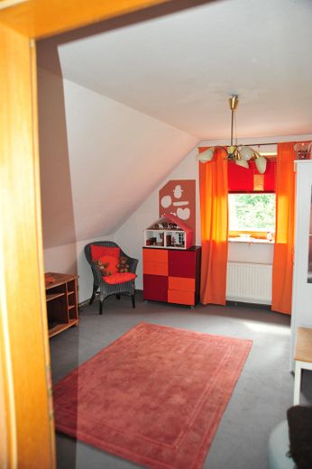 Eckernförde-Borby’de müstakil ev (sıra ev) – OG Zimmer1