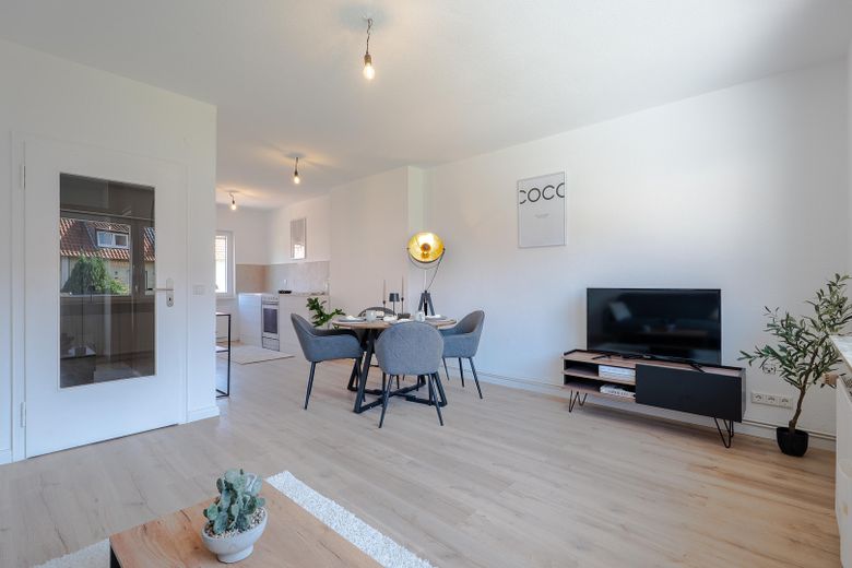 Move in and feel at home – modernized terraced house – Wohnzimmer