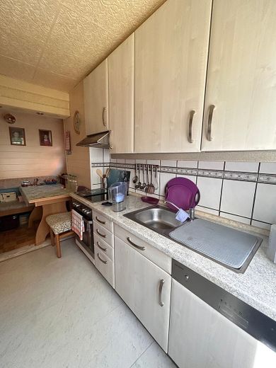 Bahçe ve geniş kullanım alanına sahip, sakin konumda çekici bitişik ev (Komisyonsuz) – Foto 13
