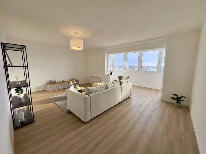 Provisionsfrei !! Renovierte 3-Zimmer-Wohung in Stadtteil Elsen – Foto 1