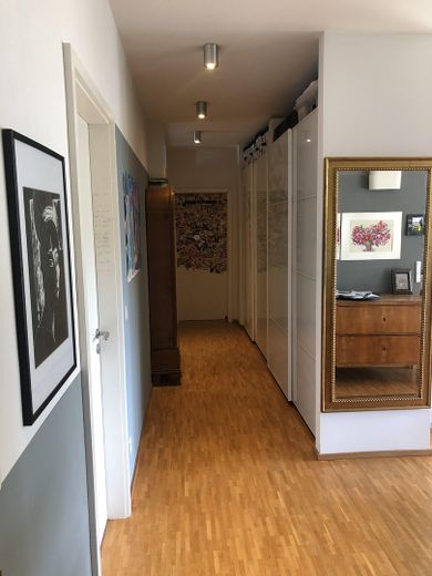 Sonniges Appartment im Zentrum Berlins vom 01.10.2026 - 31.03.2027 zu vermieten – Flur