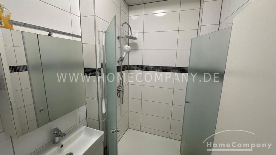 Fechenheim (8071223) möblierte Wohnung mit 3 separaten Schlafzimmern, ideal zur Anmietung von Firmen – 30a525fe0d3a2b92044f7bf0e34a27b45e583afd.jpg
