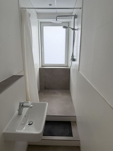 Dusche 2.OG