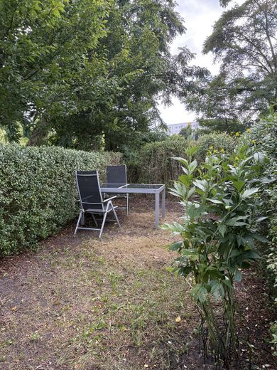 Köpenick'te bahçe parseli olan aydınlık 2,5 odalı daire – Gartenparzelle